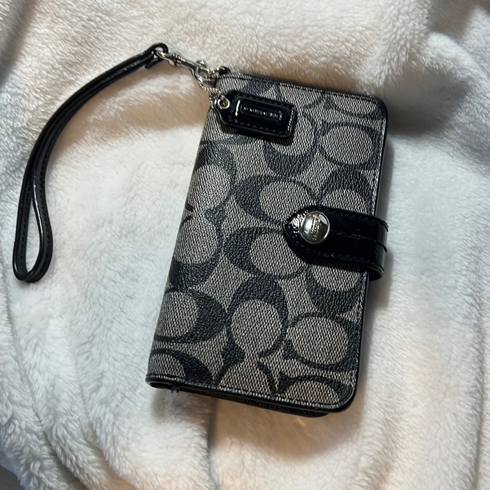 Coach wristlet